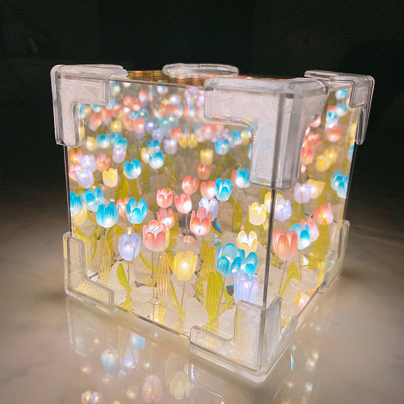 Infinite Tulip Box